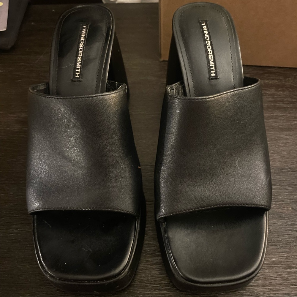 Windsor Smith Black Leather Slides